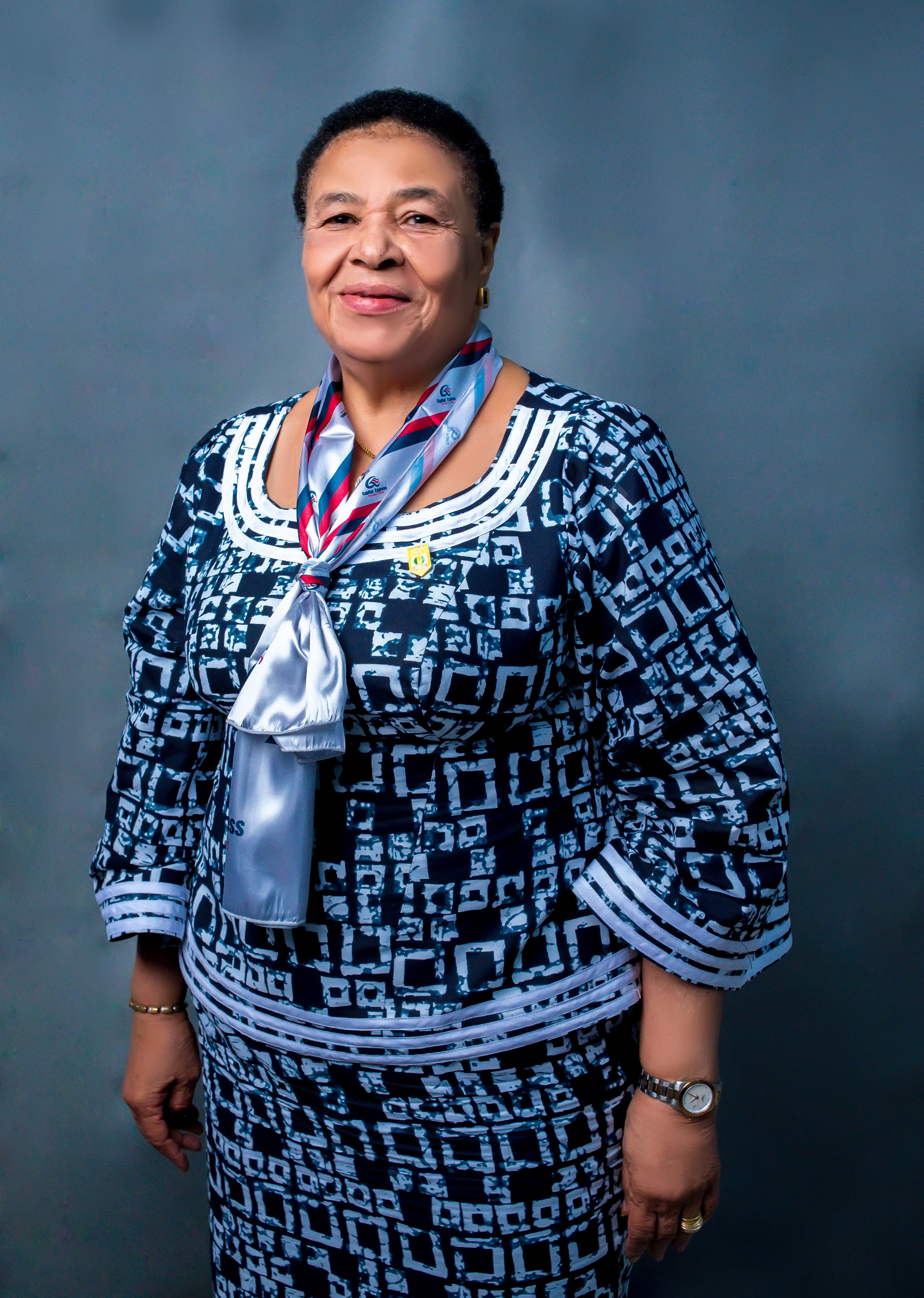 Dr. 'Dere Awosika (OON, MFR, mni)